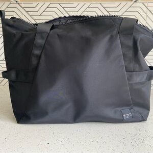Lululemon Packable Tote Bag, Black.